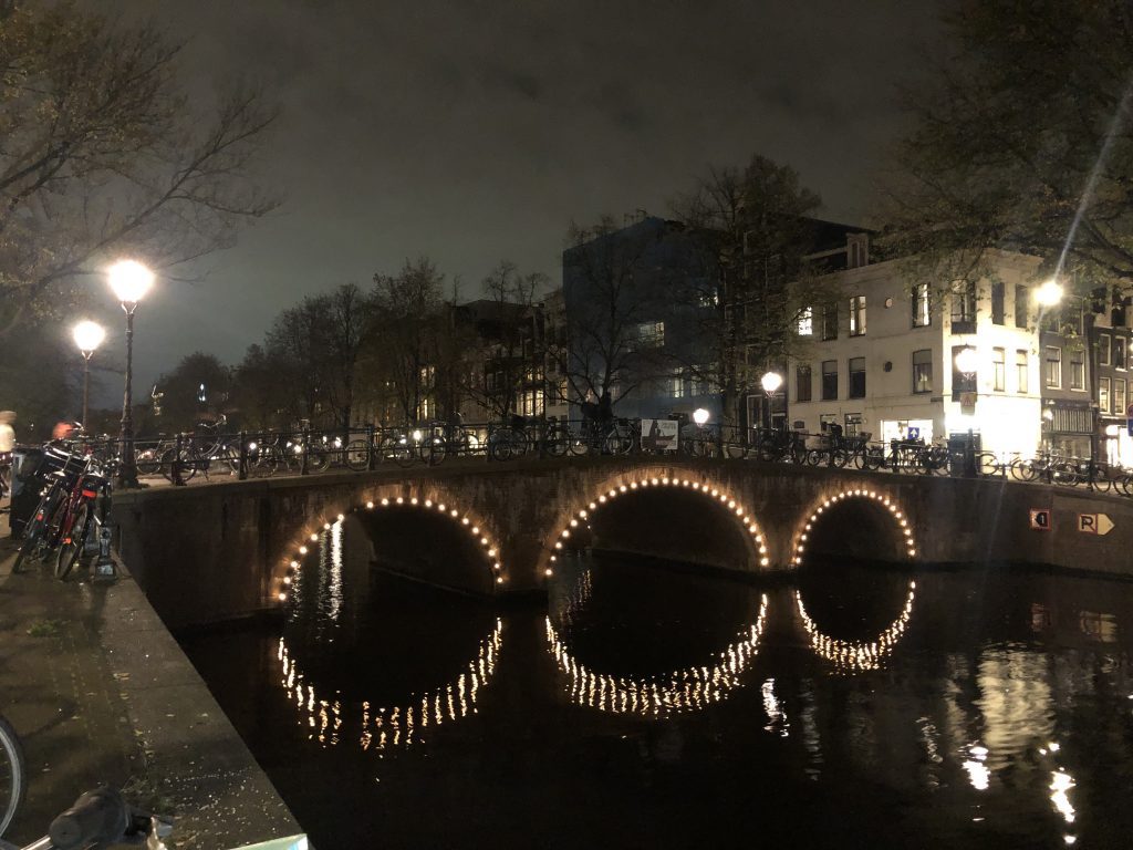 amsterdam bridge at night